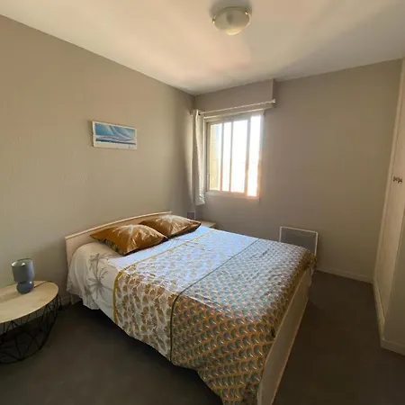 L'arbre Du Voyageur, Face A L'ocean, Quartier Des Presidents, 2 Pers Daire *